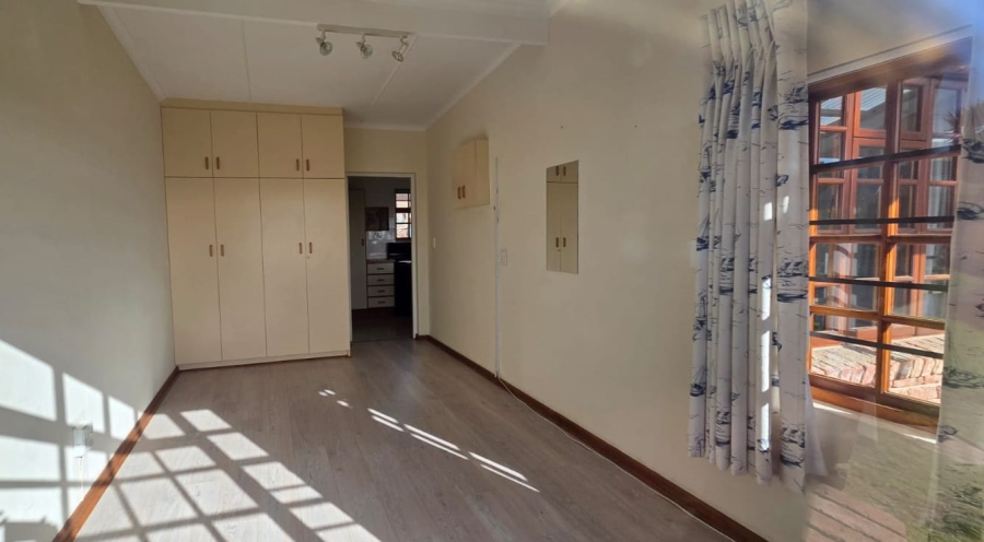 2 Bedroom Property for Sale in Stilbaai Wes Western Cape